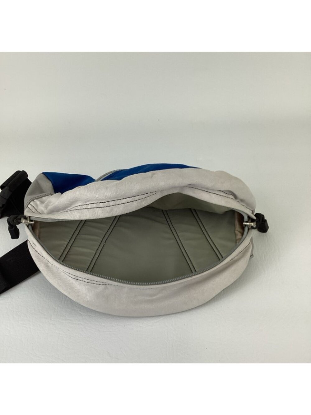 The North Face Roo Fanny Pack Waist Bag Hiking Outdoor 11” x 7” Blue Gray - Picture 7 of 7
